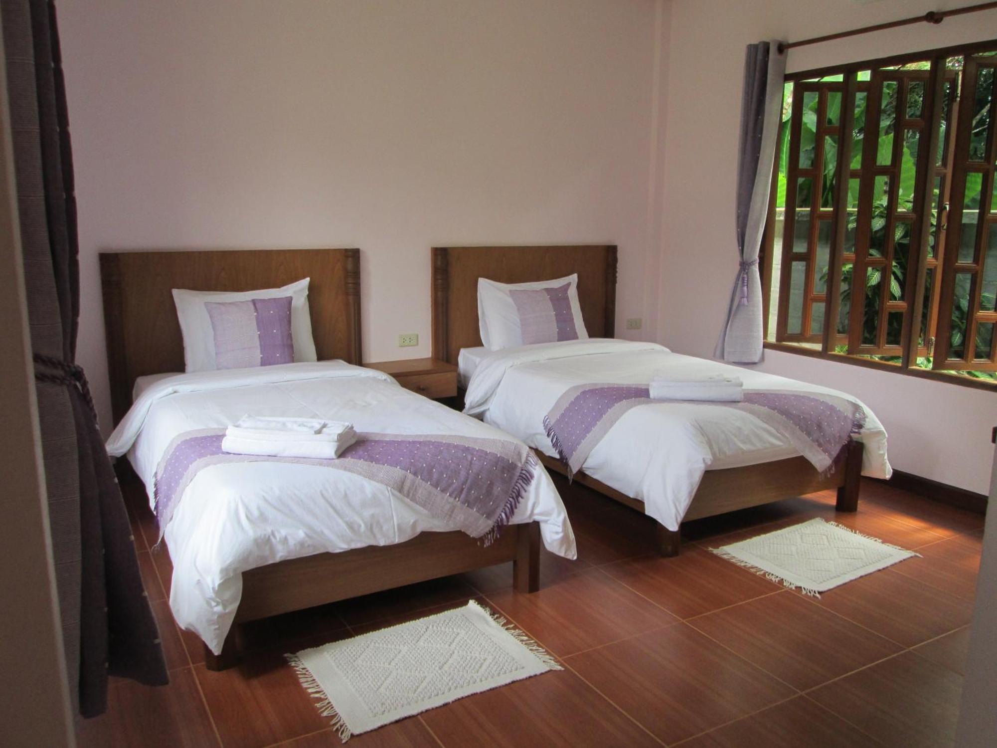 Asiana House Hotel Khao Lak Exterior photo